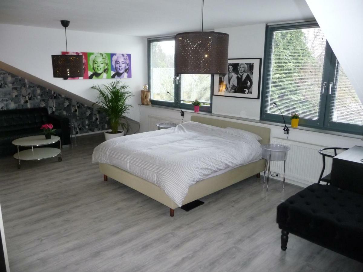 Dolce Villa Susteren Экстерьер фото